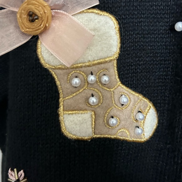 B P Design Size XL Black Embroidered Beaded Christmas Cardigan Sweater Vintage - Picture 7 of 12